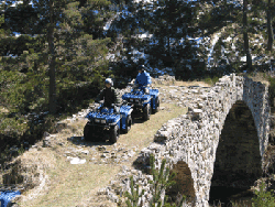 chambres d'hôtes la bigue Gerbier de Jonc ardèche quad chambres d'hôtes la bigue Gerbier de Jonc ardèche quad